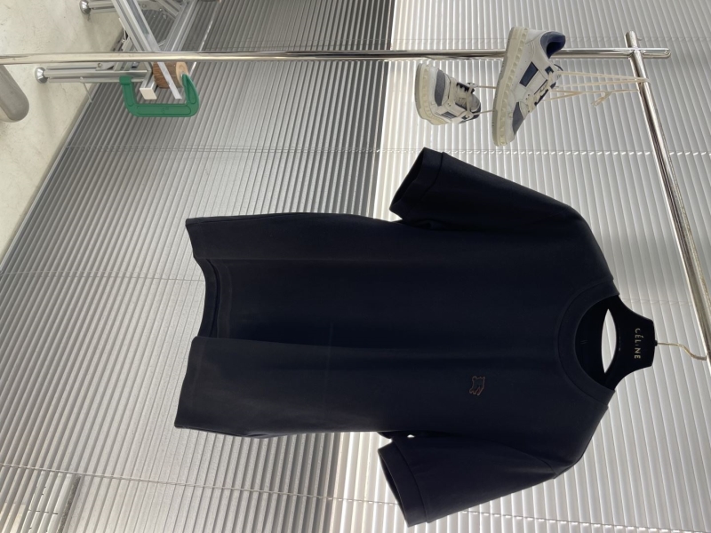 Bv*b*rry t-shirts